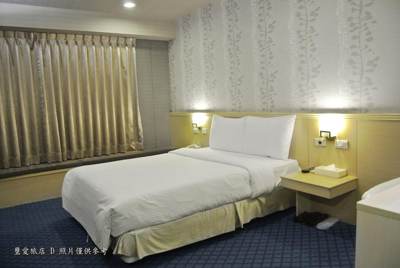 Say Love Hotel Taipei Esterno foto