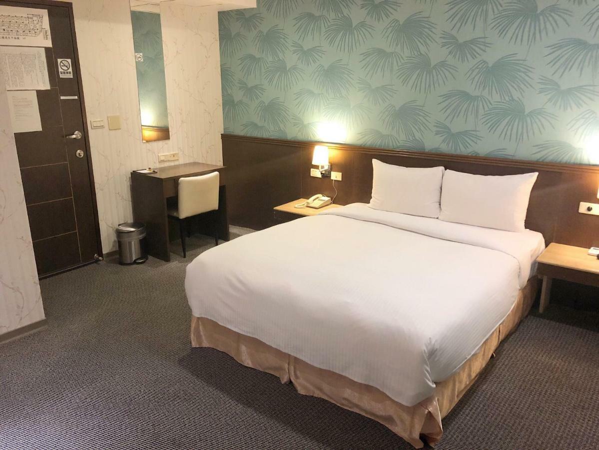 Say Love Hotel Taipei Esterno foto