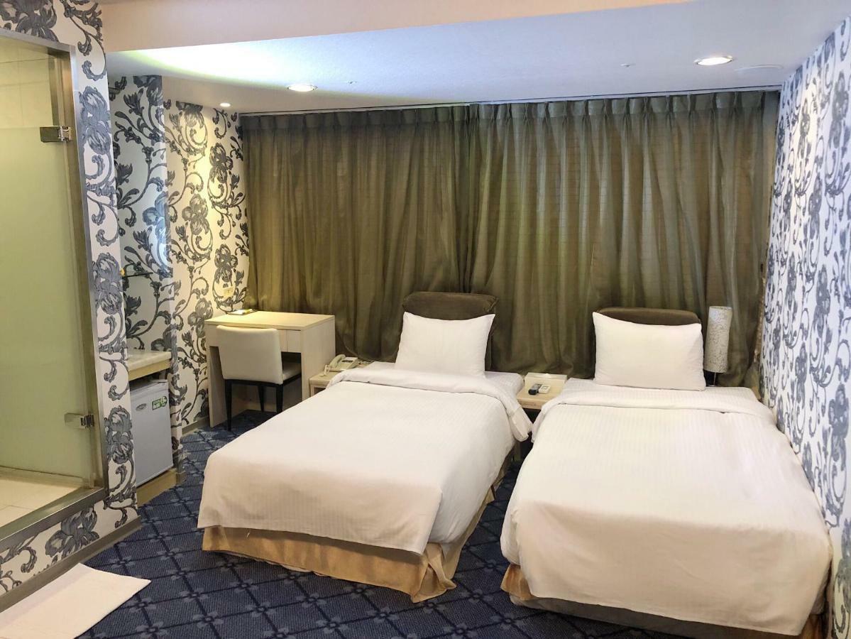 Say Love Hotel Taipei Esterno foto