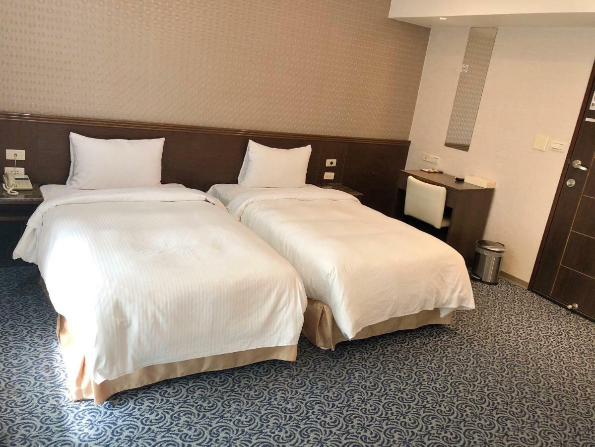 Say Love Hotel Taipei Esterno foto